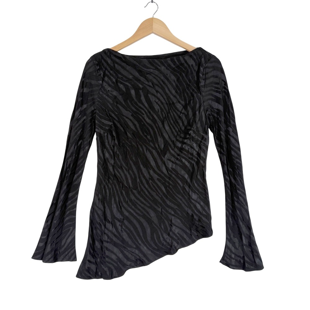 Topshop Blouse Womens 10 Black Zebra Jacquard Asymmetrical Hem Long Sleeve NWT